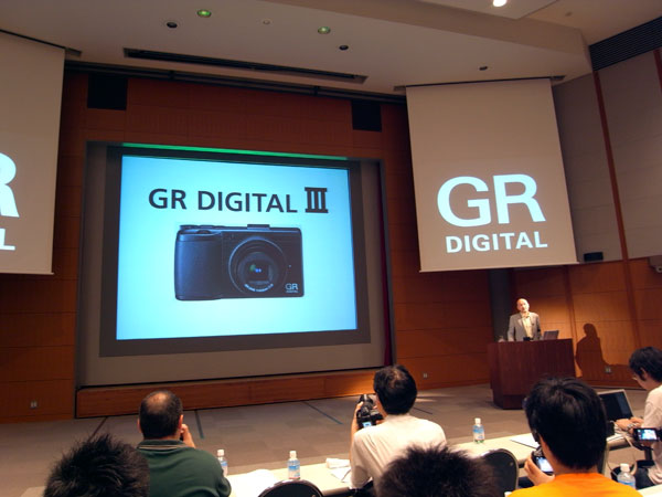 新型カメラ発表会 新型カメラ発表会