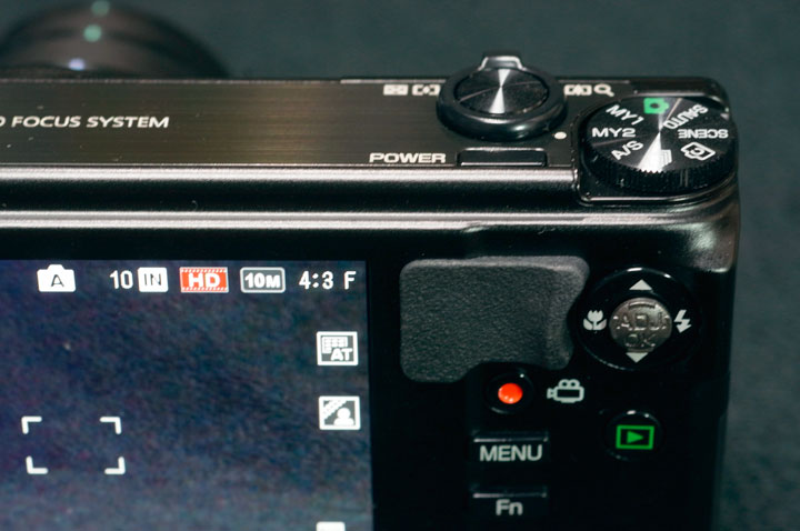 RICOH CX6
