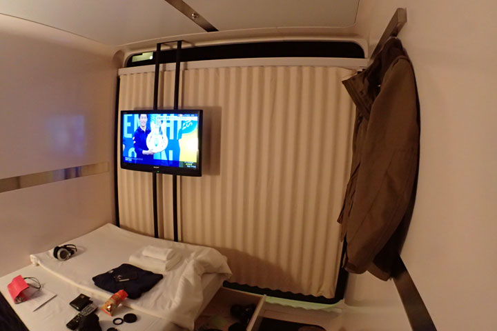 カプセルホテル