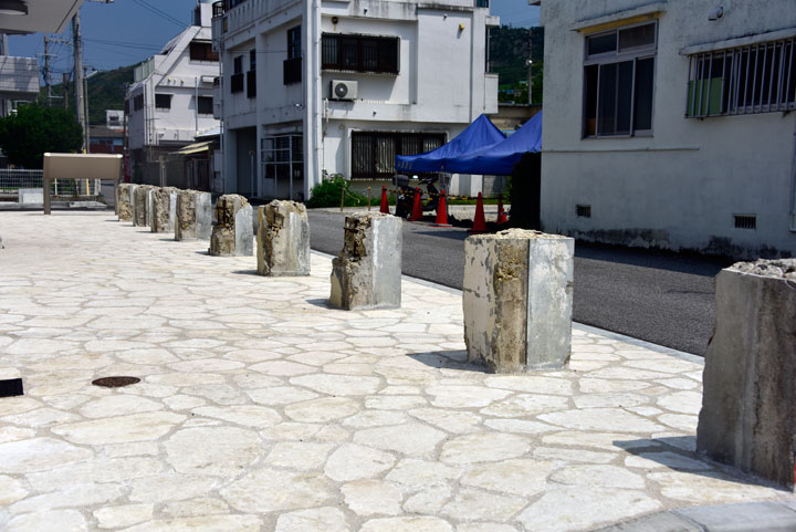 旧与那原駅舎柱跡