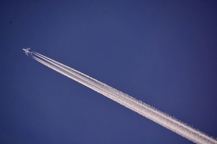 飛行機雲 飛行機雲