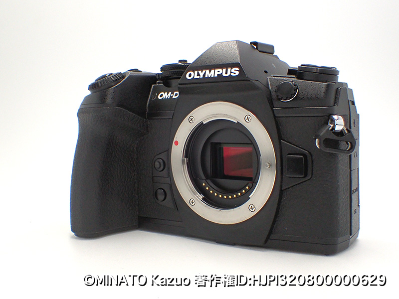 OLYMPUS OM-D E-M1 MKII