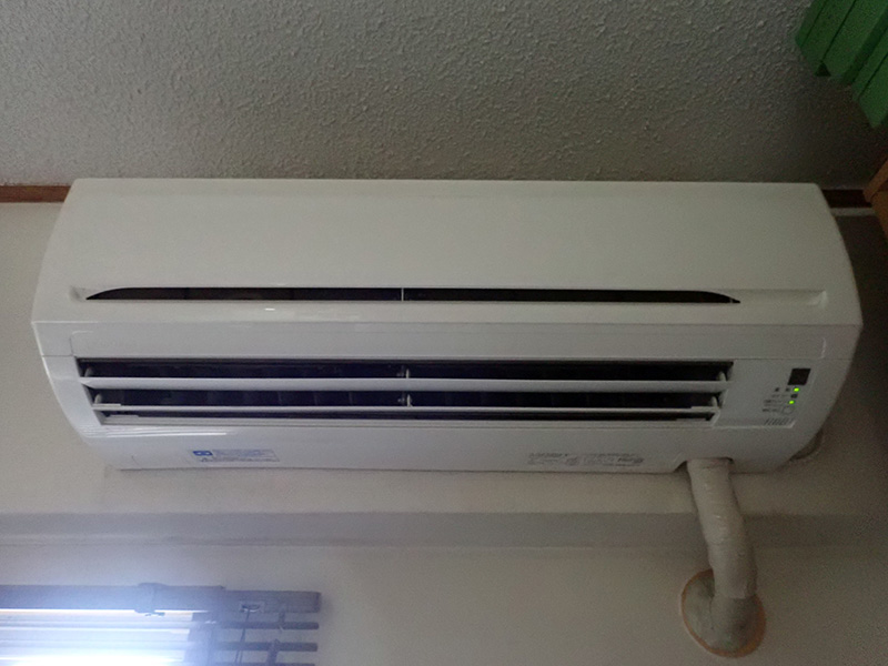 エアコン