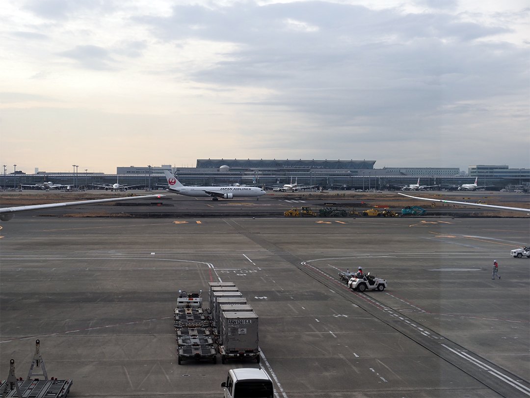羽田空港
