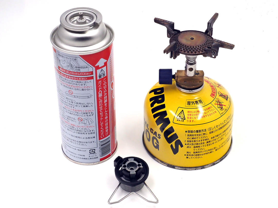 汎用(CB）缶と専用(OD)缶とアダプター