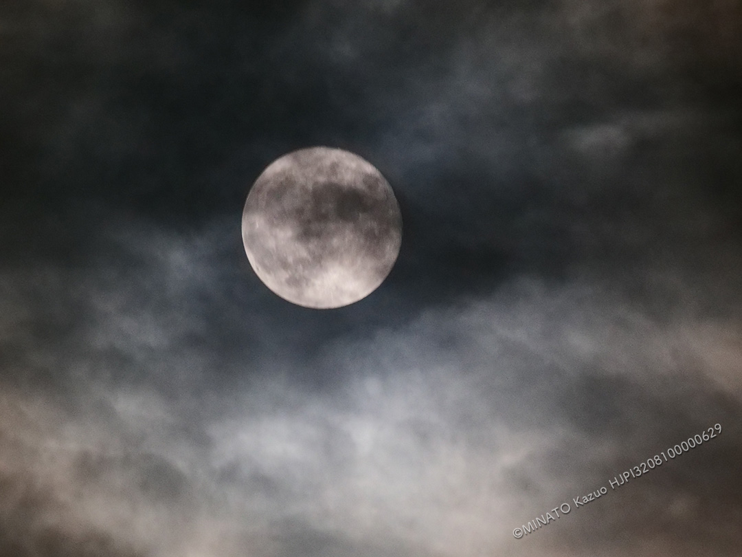 満月