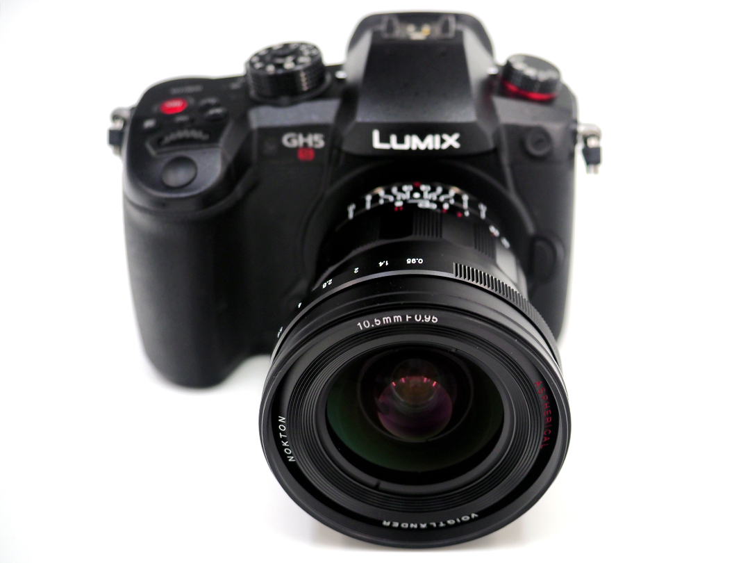 Voigtlander NOKTON 10.5mmF0.95