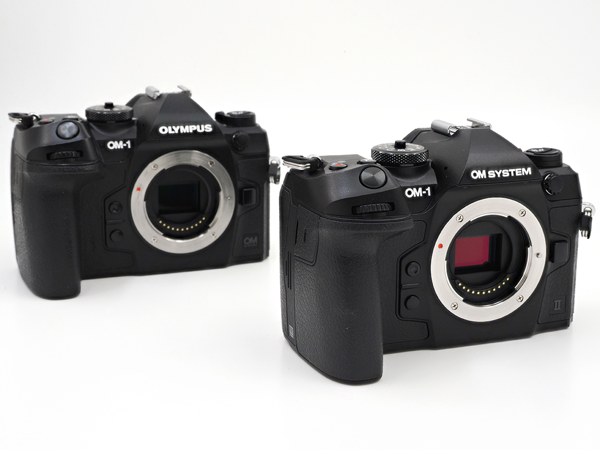 OM SYSTEM OM-1 MarkII（右）