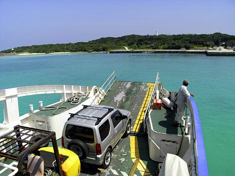 離島航路貨物船