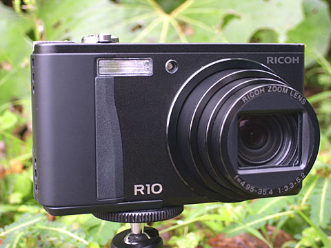 リコーR10