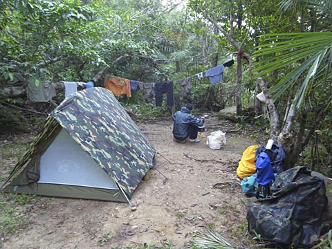 テント生活