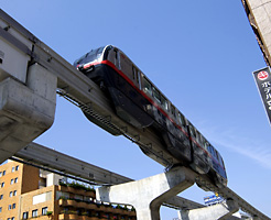 沖縄都市モノレール「ゆいレール」試運転